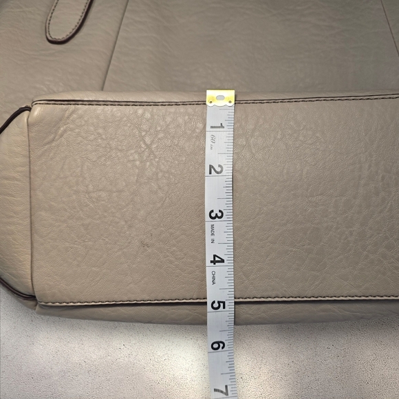 Chaps Diane Drawstring Handbag Purse - Picture 7 of 9